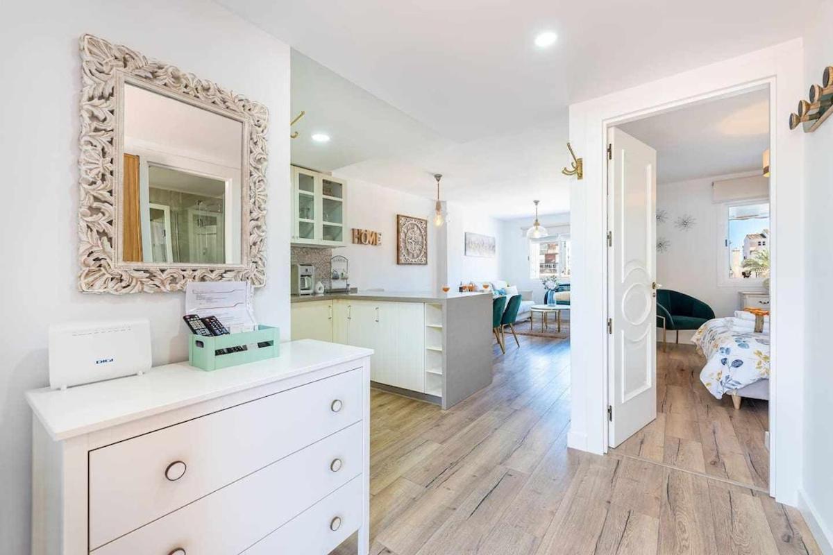 797 Holiday Rentals - Lujoso Apartamento En Arroyo Con Piscina ベナルマデナ エクステリア 写真